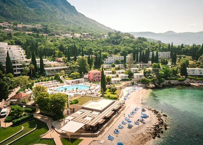 Maistra Select And 4*