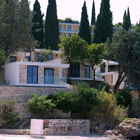 Maistra Select And 4*