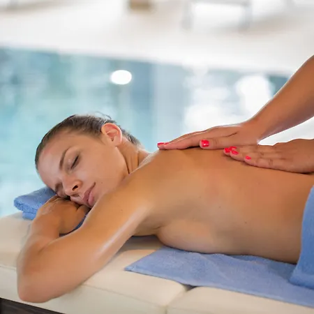 Maistra Select And 4*