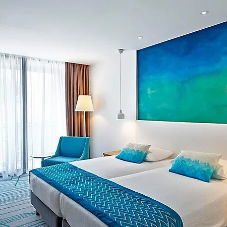 Maistra Select And Курортный комплекс 4*