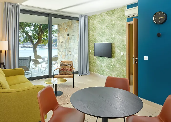 Maistra Select And 4* Mlini