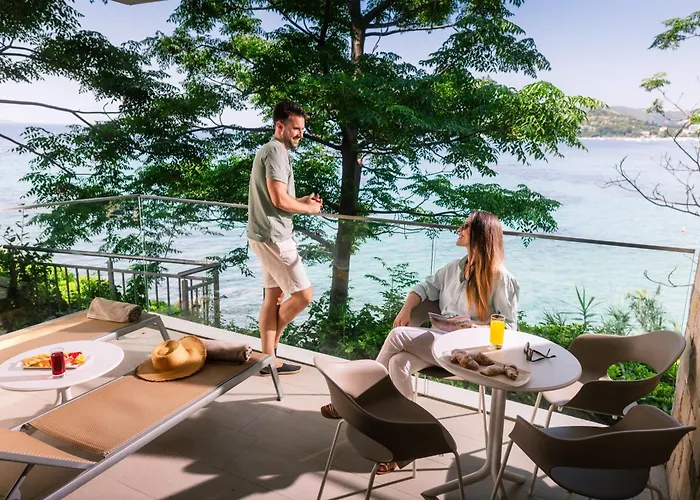 Maistra Select And Ośrodek wypoczynkowy 4*