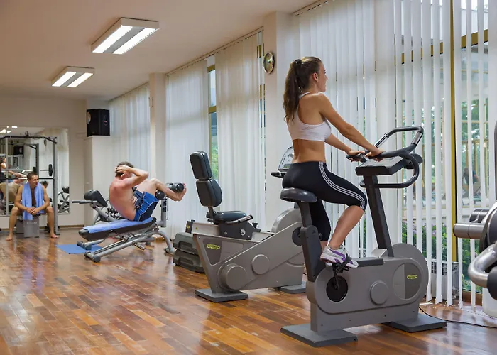 Maistra Select And 4*